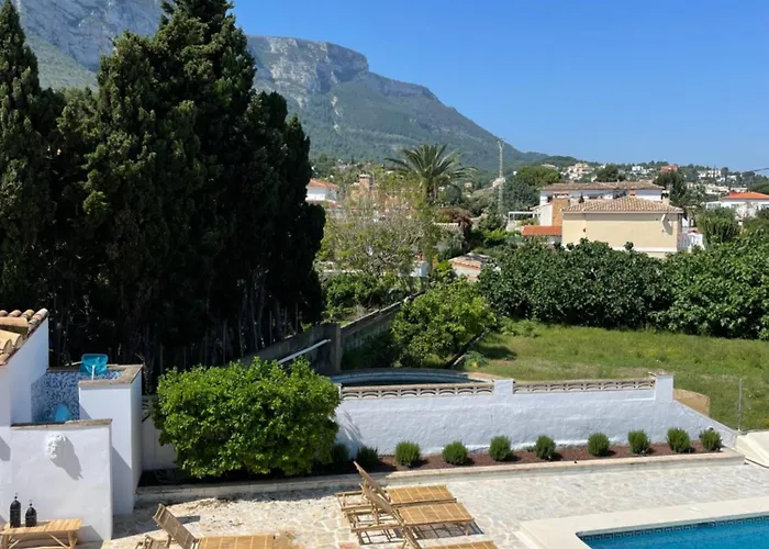 Fenomenale Met Groot Prive Zwembad Casa Merle Вилла