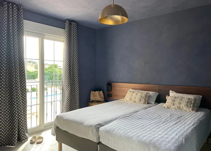 Fenomenale Met Groot Prive Zwembad Casa Merle Вилла